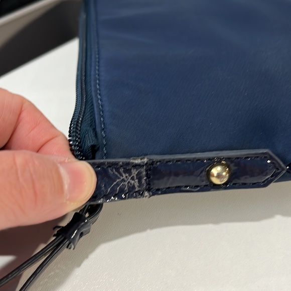 TOMMY HILFIGER Crossbody Bag Navy Blue w Red Accents-OS - Picture 10 of 10